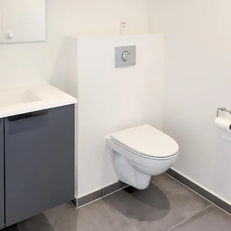 3 Bedroom In *